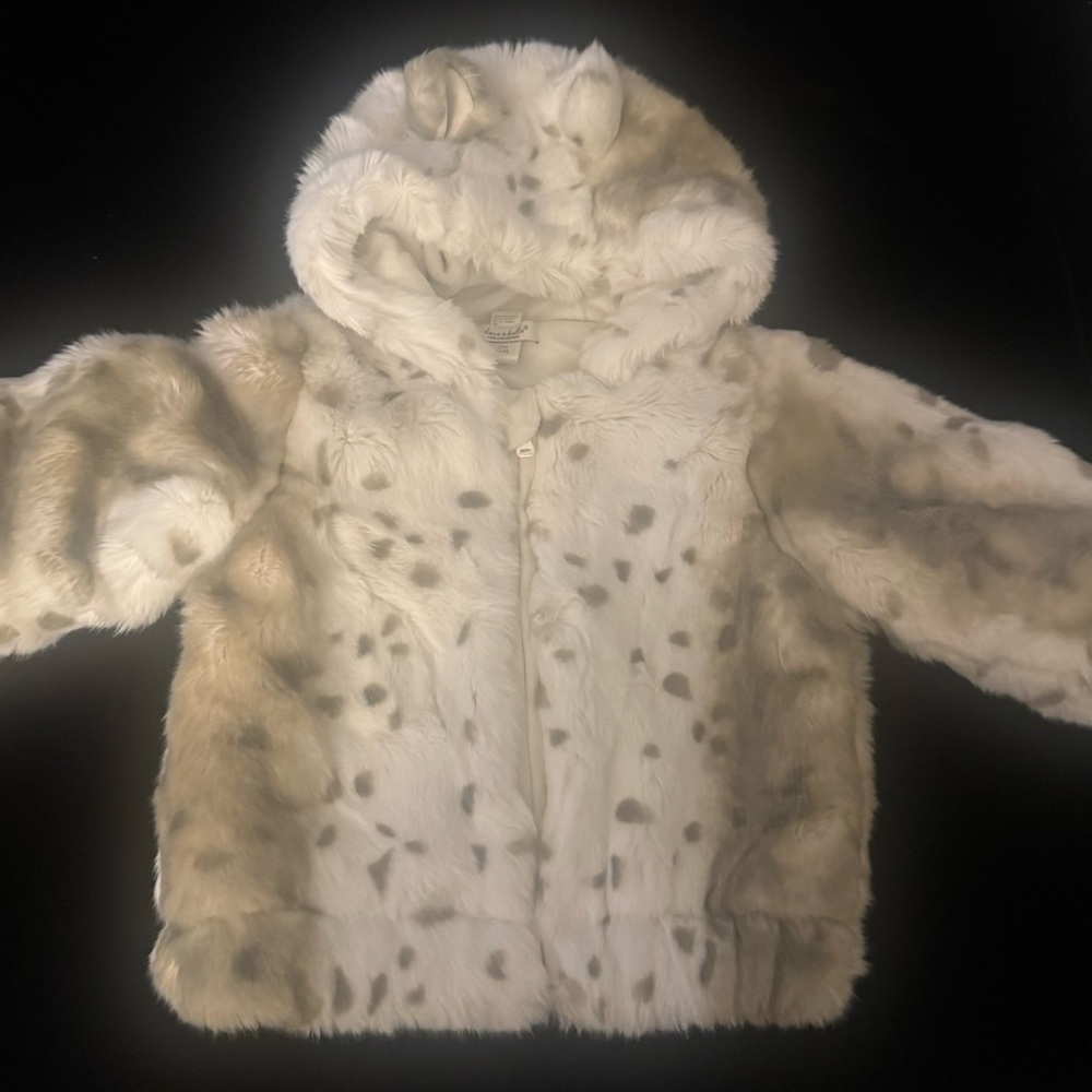 Cream and Brown Puffer Jacket with Plush Texture